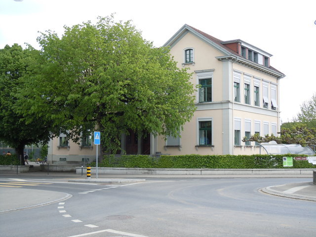 Schulhaus_Ochsen